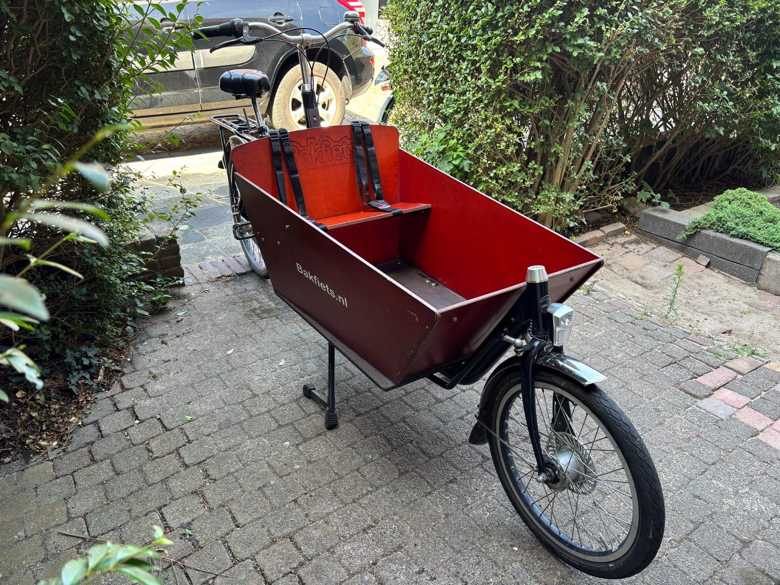 CargoBike Classic Long bakfiets zwart, Fietsen en Brommers, Fietsen | Bakfietsen, Ophalen, Gebruikt, Huif, 2 kinderen