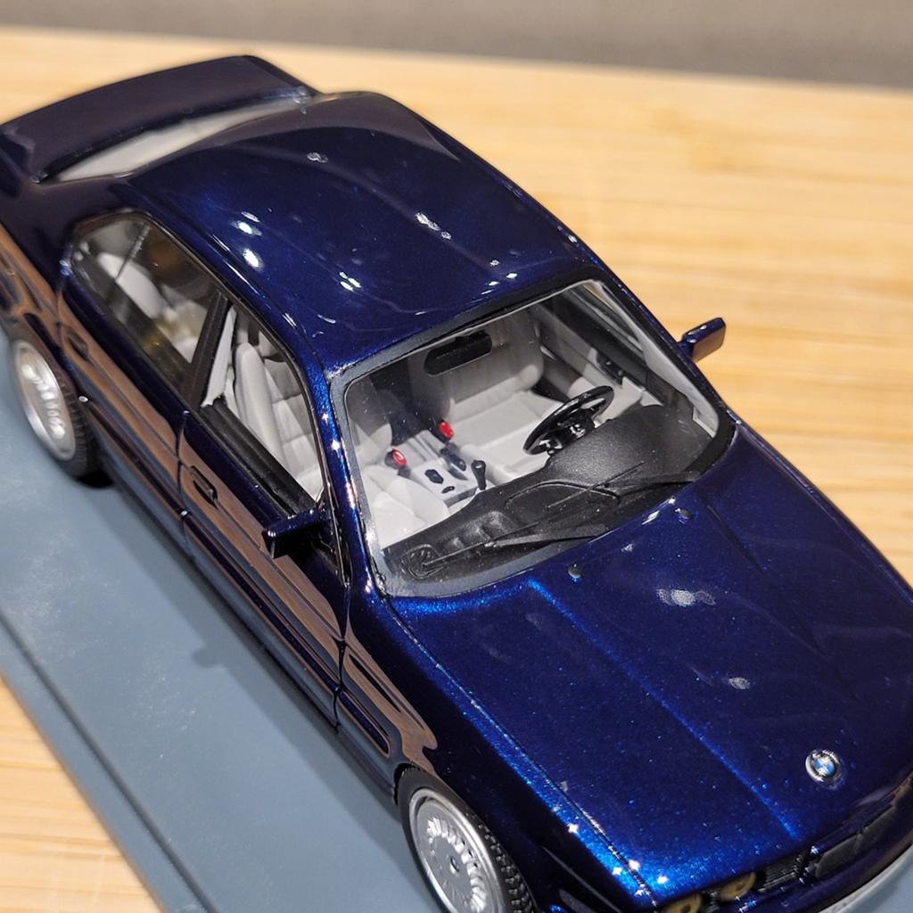 Bmw m5 e34 neo 1/43 43310, Ophalen of Verzenden, Auto, Overige merken
