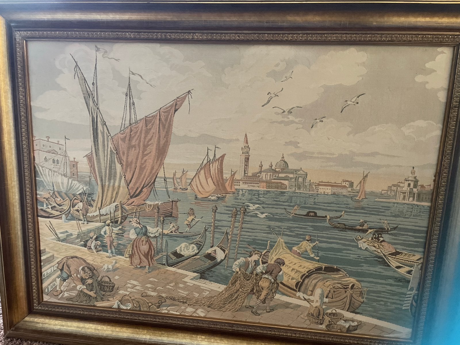 Oud Gobelin Schilderij met Goudkleurige Lijst - 115x90 cm, Ophalen, Maritiem / water, Bijzondere lijst, Klassiek