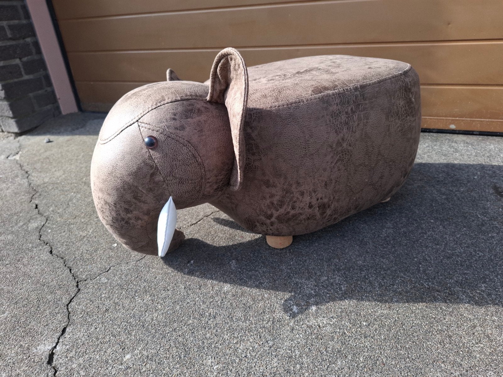 Decoratieve olifant poef / bijzettafel van leer, Ophalen, Zo goed als nieuw, Jongen of Meisje