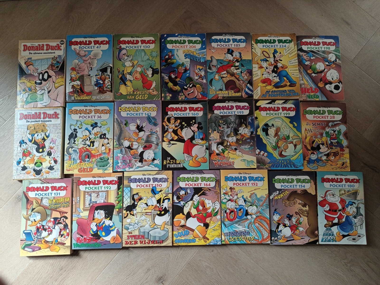 21 Donald Duck Pockets - Los of als set, Meerdere stripboeken, Ophalen of Verzenden, Gelezen