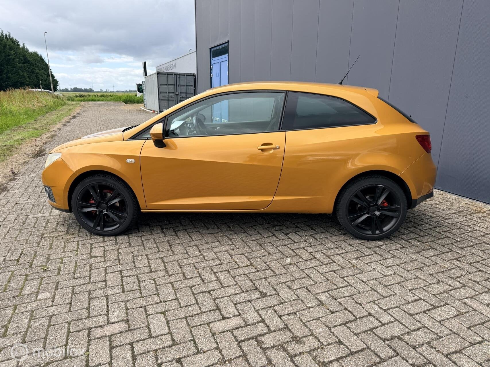 Seat Ibiza SC 1.2 TSI Reference Ecomotive Airco LM velgen, Voorwielaandrijving, Euro 5, Stof, Zwart