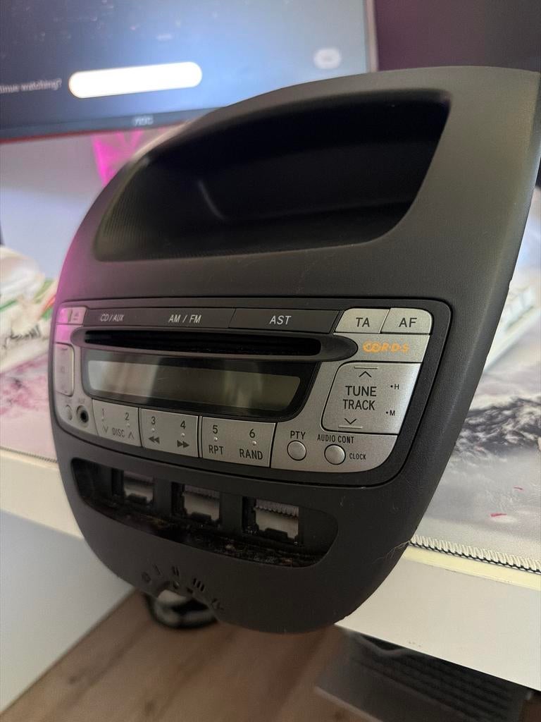 Radio voor Peugeot 107, Citroën C1, Toyota Aygo, Ophalen of Verzenden, Gebruikt