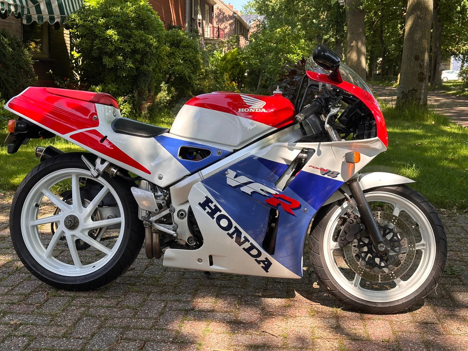 Honda VFR400R NC30, 4 cilinders, Gebruikt, Super Sport, Particulier