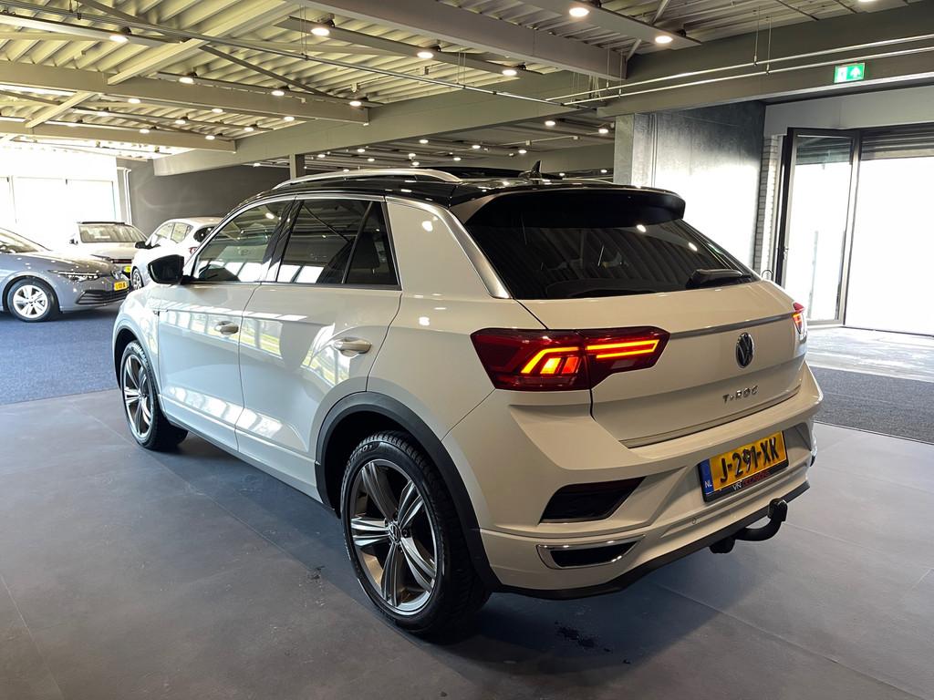 Volkswagen T-Roc 1.5 TSI Sport Business R-LINE PANO VIRTUAL, 4 cilinders, 150 pk, Wit, Origineel Nederlands