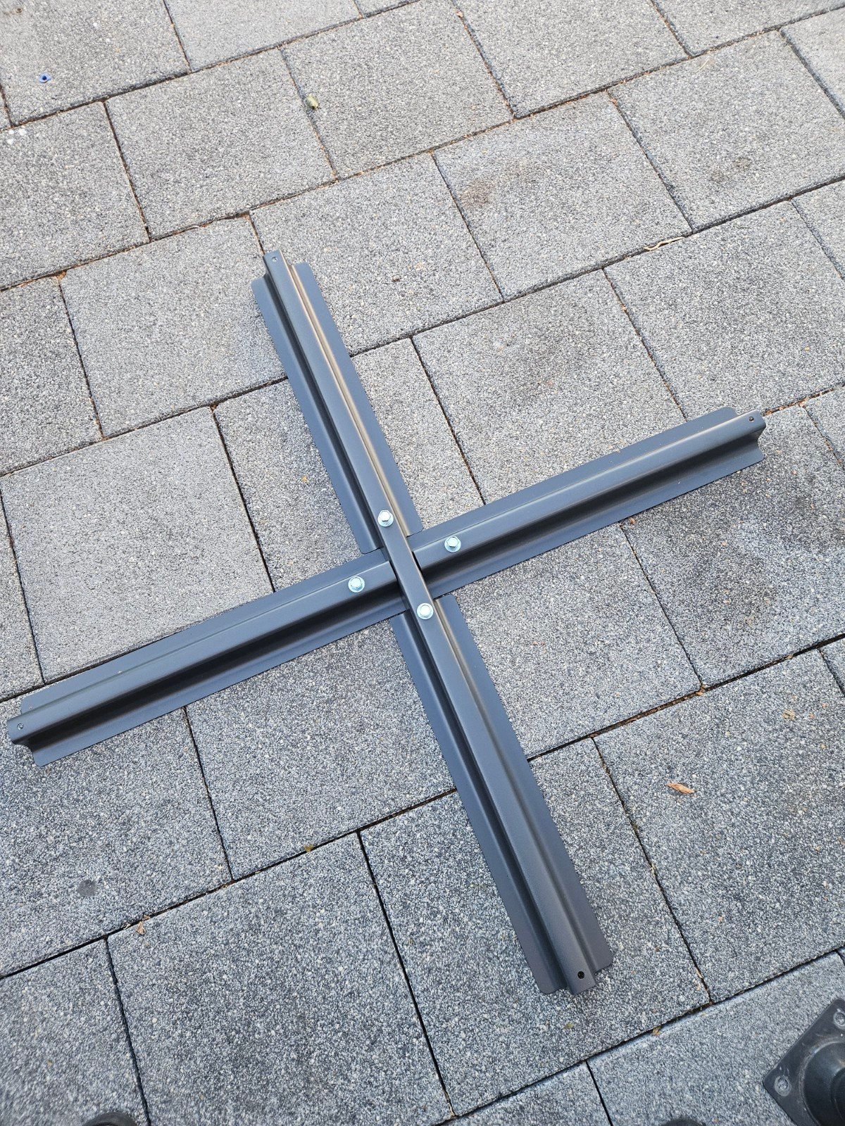 Nieuwe parasolvoet kruisvoet voor zweefparasol, Ophalen of Verzenden, Nieuw, Parasolvoet
