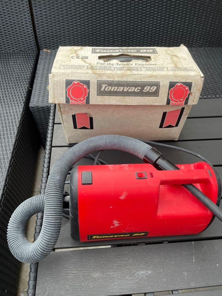 Tonavac 99 stofzuiger / service stofzuiger met doos, Witgoed en Apparatuur, Stofzuigers, Gebruikt, Stofzuiger, Minder dan 1200 watt