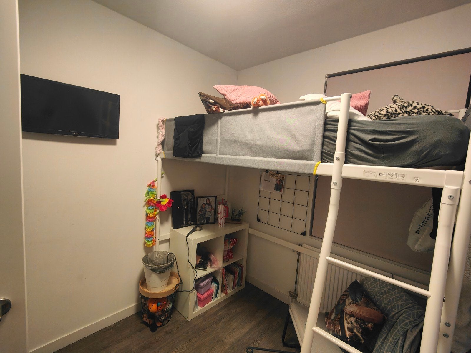 Ikea Hoogslaper - Eenpersoonsbed, Huis en Inrichting, Slaapkamer | Stapelbedden en Hoogslapers, Gebruikt, Eenpersoons, Ophalen of Verzenden