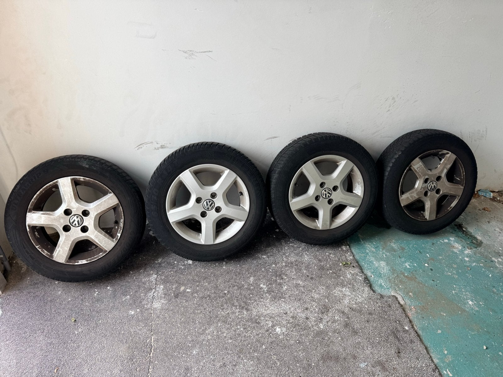 Volkswagen velgen met banden - 14 inch, Auto-onderdelen, Banden en Velgen, Ophalen, Gebruikt, 15 inch, Banden en Velgen