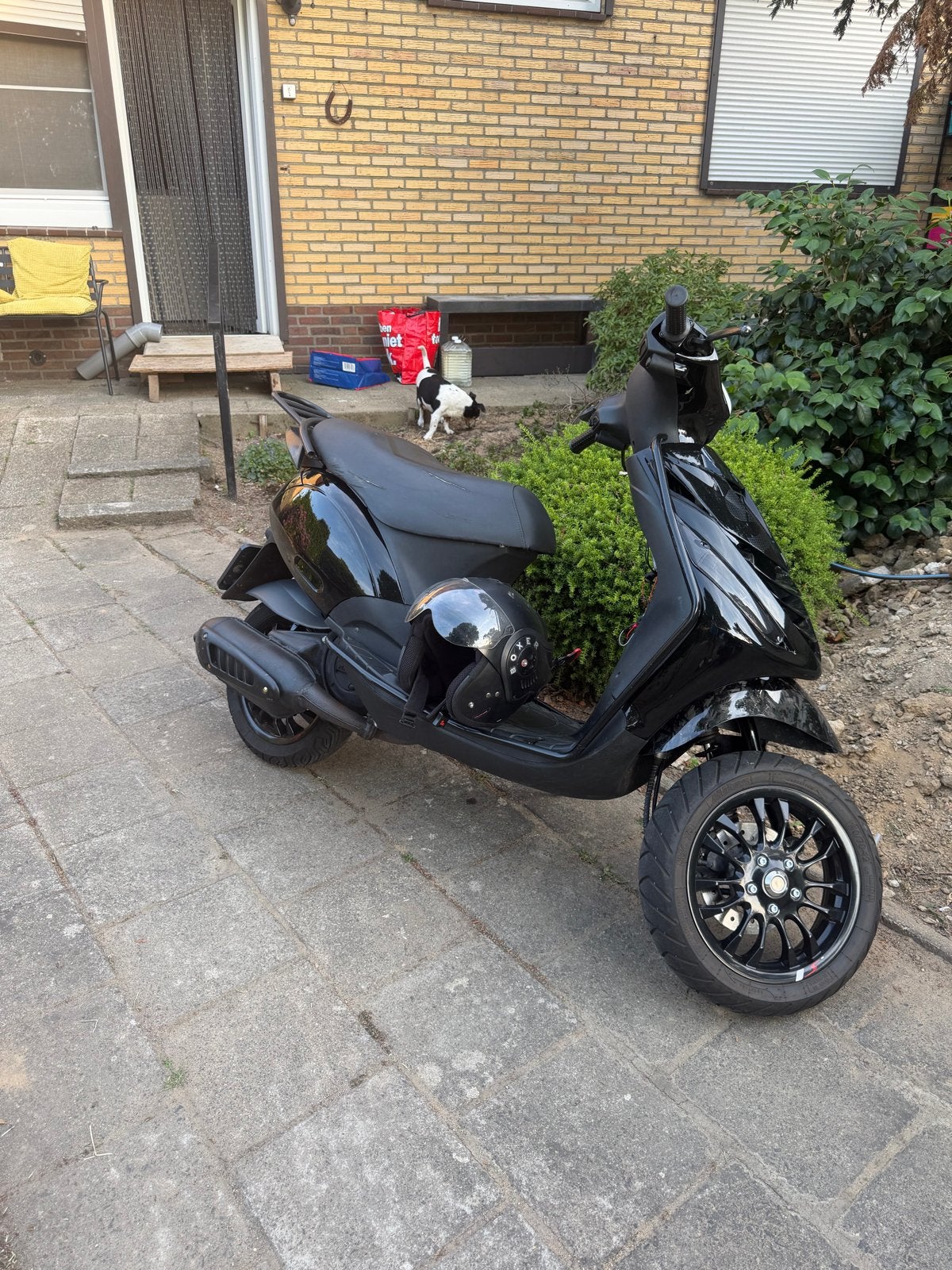 Piaggio Zip 180cc LC Brom, Fietsen en Brommers, Snorfietsen en Snorscooters, Piaggio, Gebruikt, Ophalen of Verzenden, Benzine