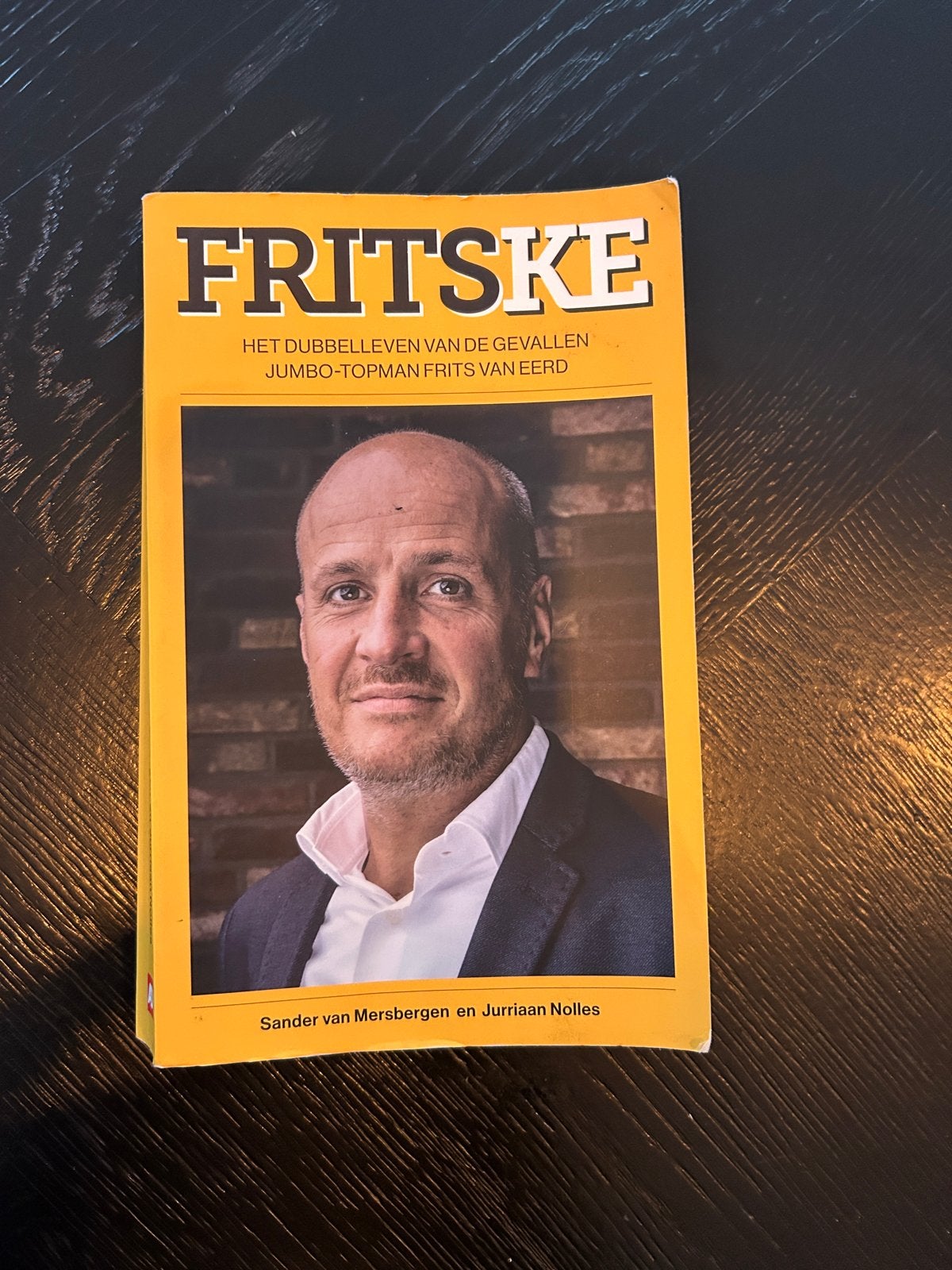 Fritske: Het dubbelleven van Frits van Eerd, Ophalen of Verzenden, Gelezen, Overige