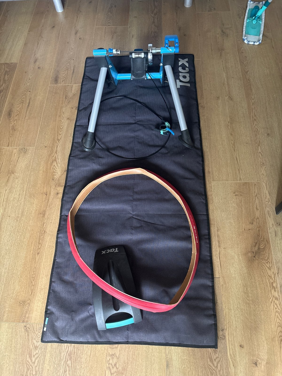 Tacx Fiets Trainer met Mat en Voorwielsteun, Gebruikt, Overige typen, Staal, Ophalen of Verzenden