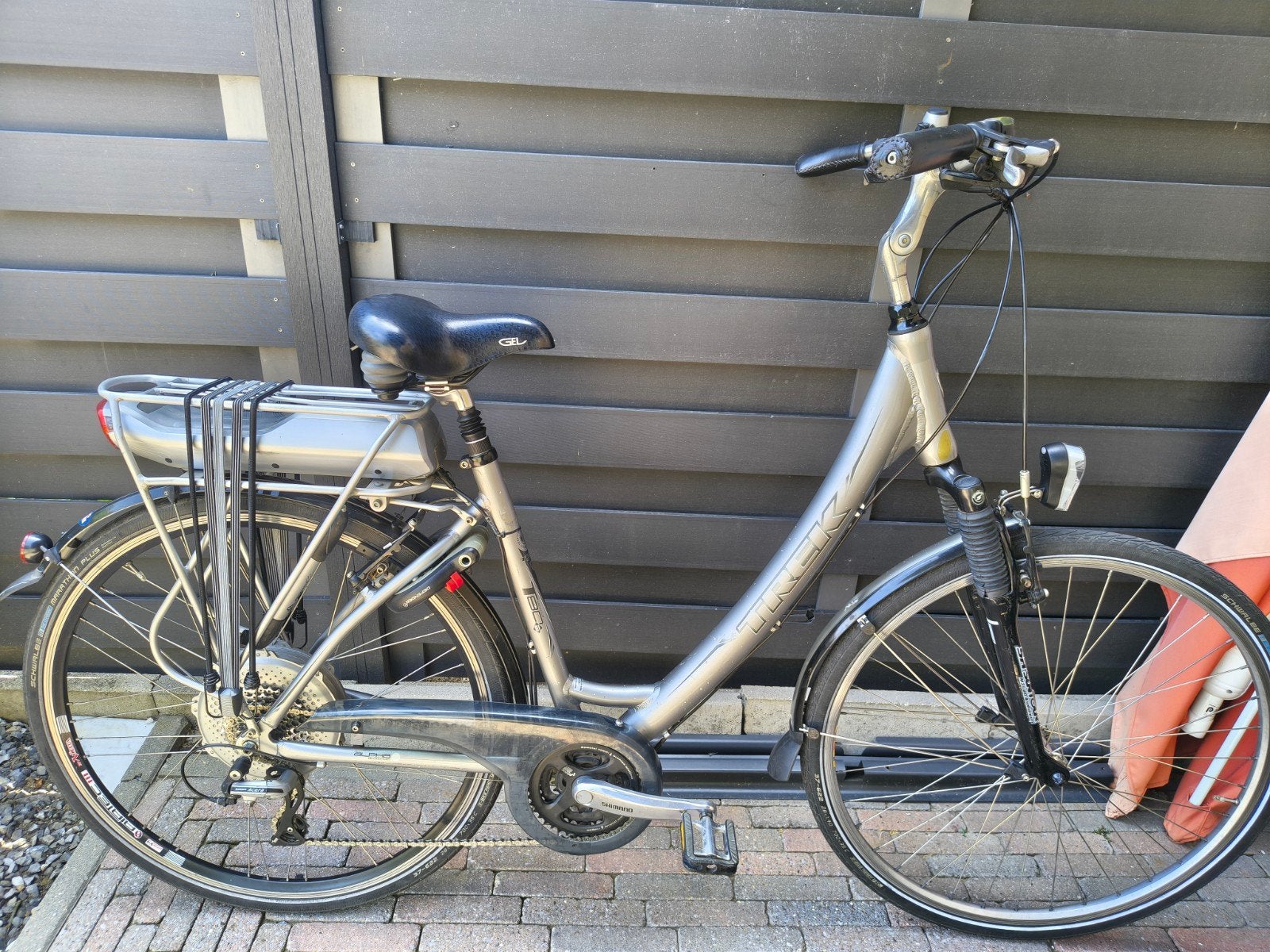 Trek elektrisch. Accu gereviseerd en grote beurt gehad, Overige merken, Ophalen of Verzenden, Zo goed als nieuw, 51 tot 55 cm