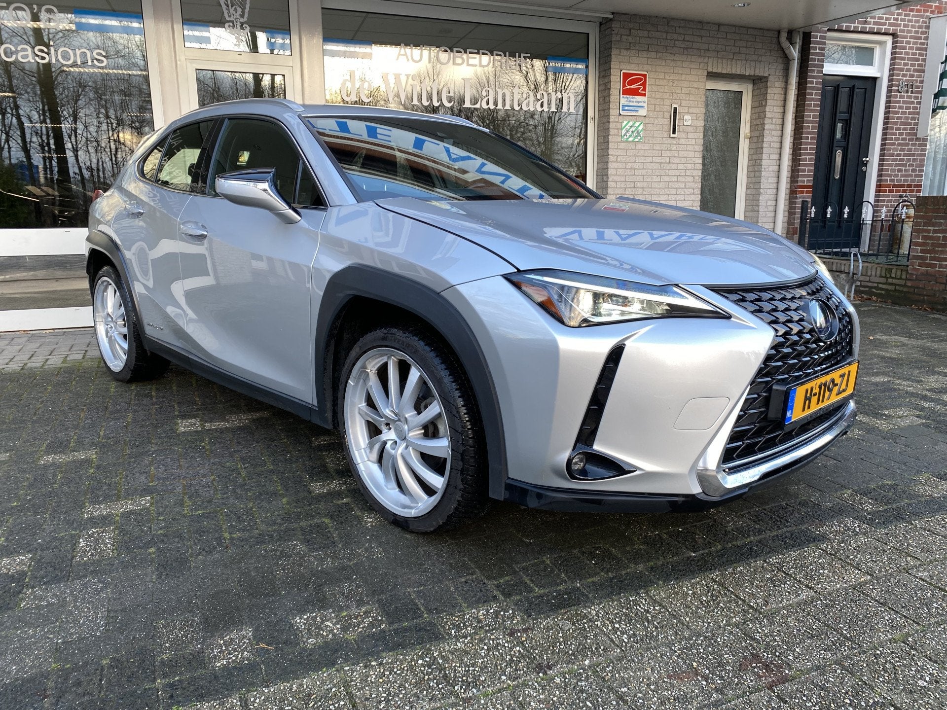 Lexus UX