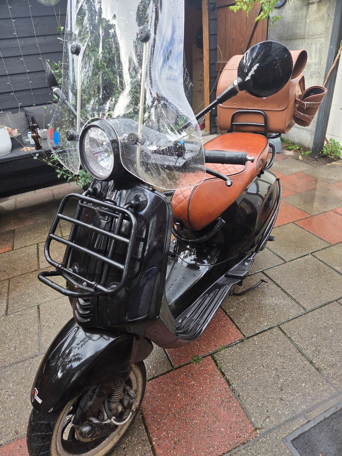 Vespa Primavera 2017 50cc - Zwart, Ophalen, Gebruikt, Overige modellen, Benzine