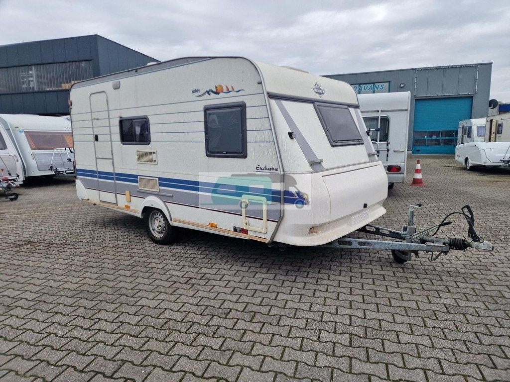 Hobby exclusive 440 Frans bed (bj 2000), Hobby, Bedrijf, Tot en met 3, Schokbreker