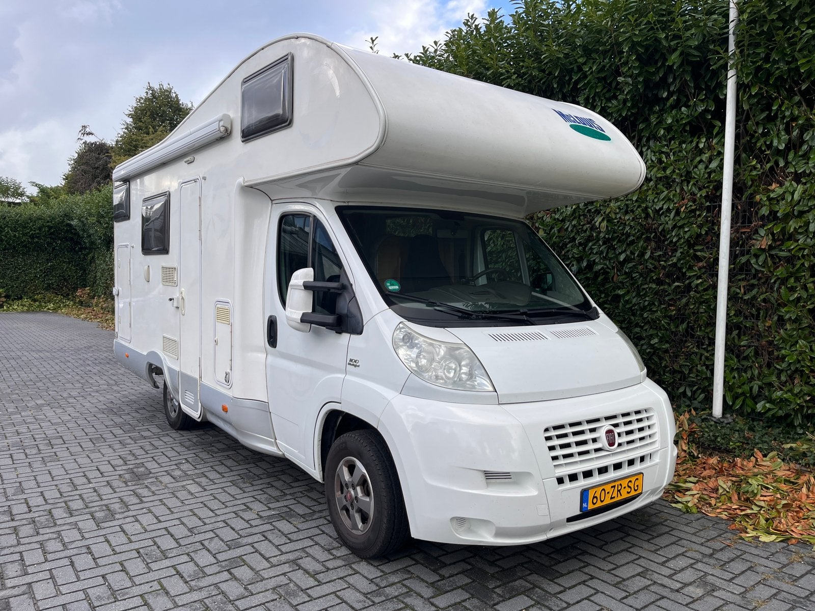 MC Louis M700 2008 | Inruil mogelijk, Caravans en Kamperen, Ringverwarming, Fiat, Koelkast, Particulier