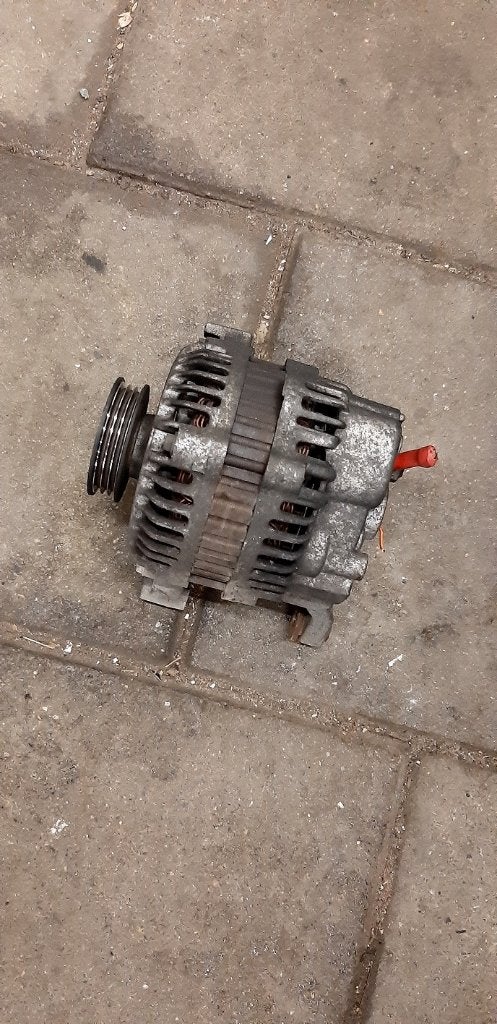 Dynamo Clio 2002, Ophalen of Verzenden