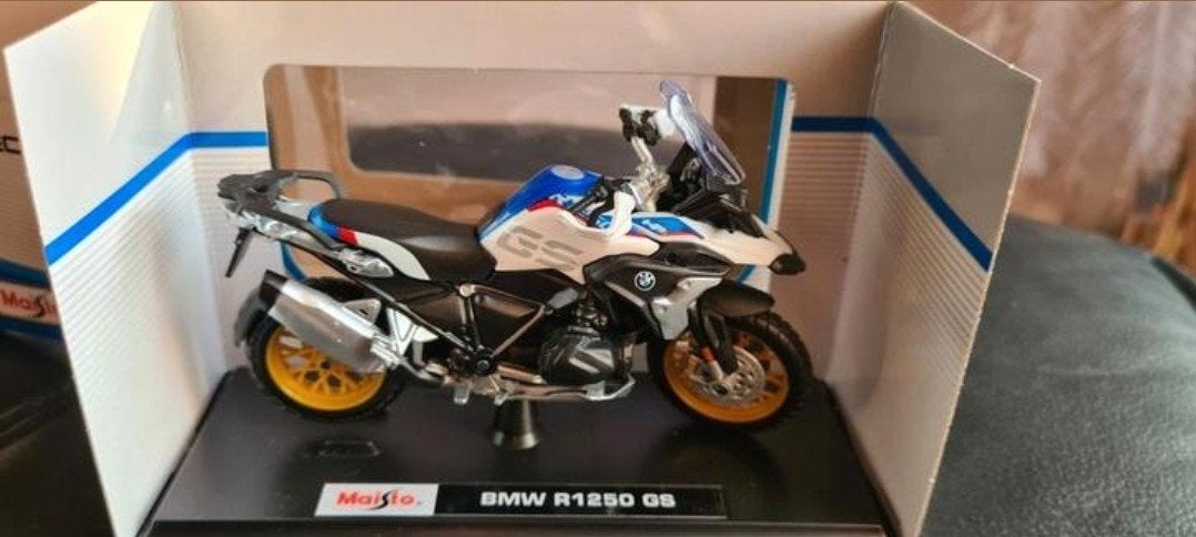 Maisto BMW R1250 GS wit/blauw/rood 2020 nieuw in verpakking, Hobby en Vrije tijd, Ophalen of Verzenden, Nieuw, Motor, Maisto
