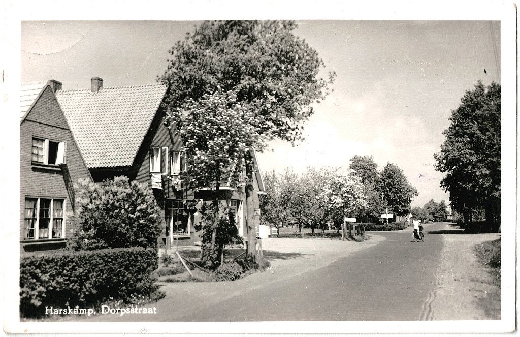 Harskamp (gld), de dorpsstraat, gelopen, uitgave emdeeha, Verzenden, 1940 tot 1960, Gelopen, Gelderland