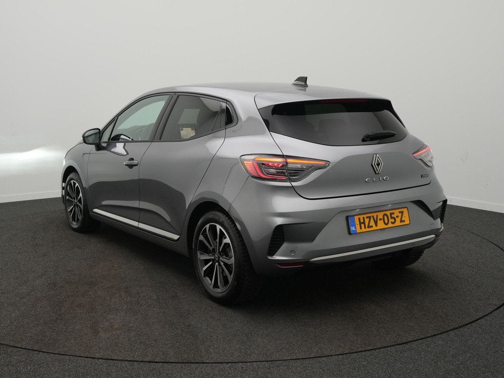 Renault Clio 1.6 E-Tech Full Hybrid 145 Techno - Occasion Le, 12 maanden, Gebruikt, Euro 6, 4 cilinders