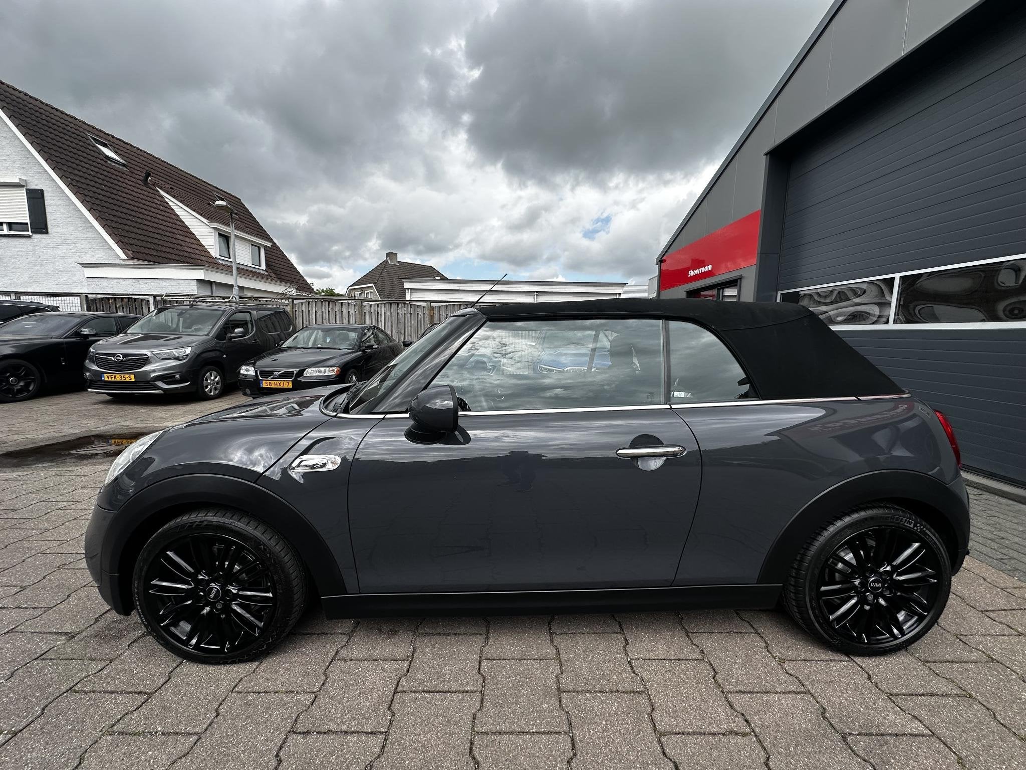 MINI Cabrio 2.0 Cooper S JCW Mini Mini Cabrio 2.0 Cooper S J, Auto's, Stof, Gebruikt, 4 stoelen, Bedrijf