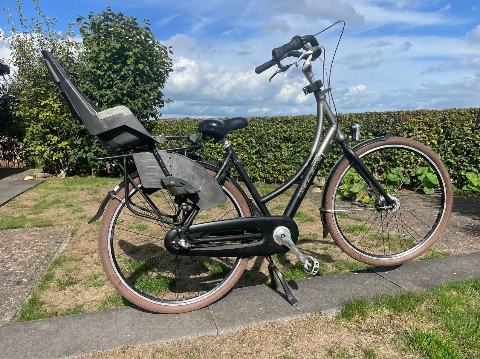 Gazelle Mamafiets 28 inch in prima staat, Fietsen en Brommers, Fietsen | Dames | Moederfietsen, Ophalen, Versnellingen, Zo goed als nieuw