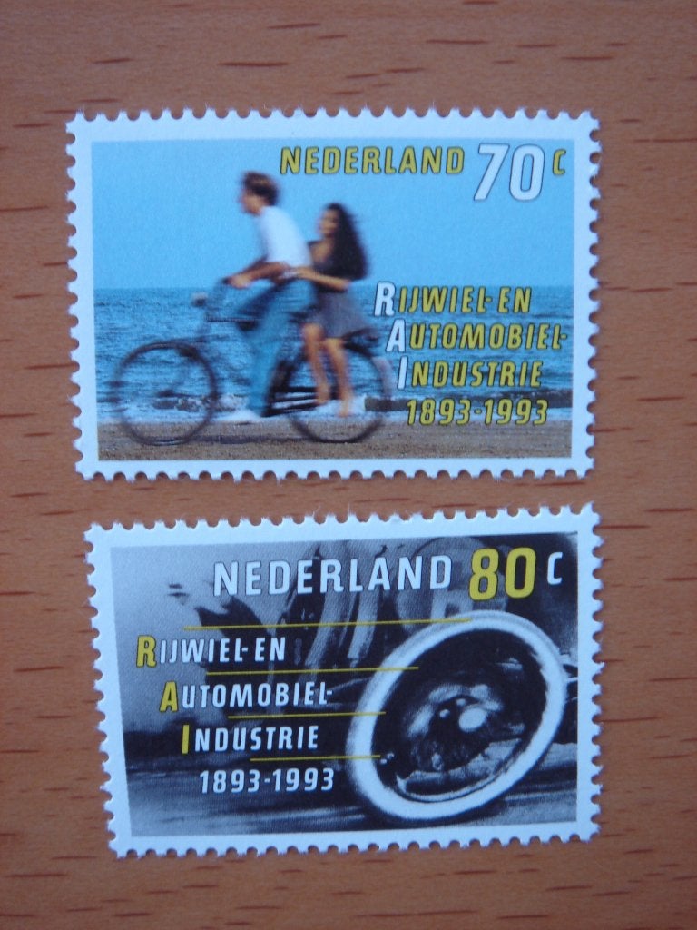 NVPH 1544 en 1545 100 jaar vereniging RAI 2x, Ophalen of Verzenden, Na 1940, Postfris