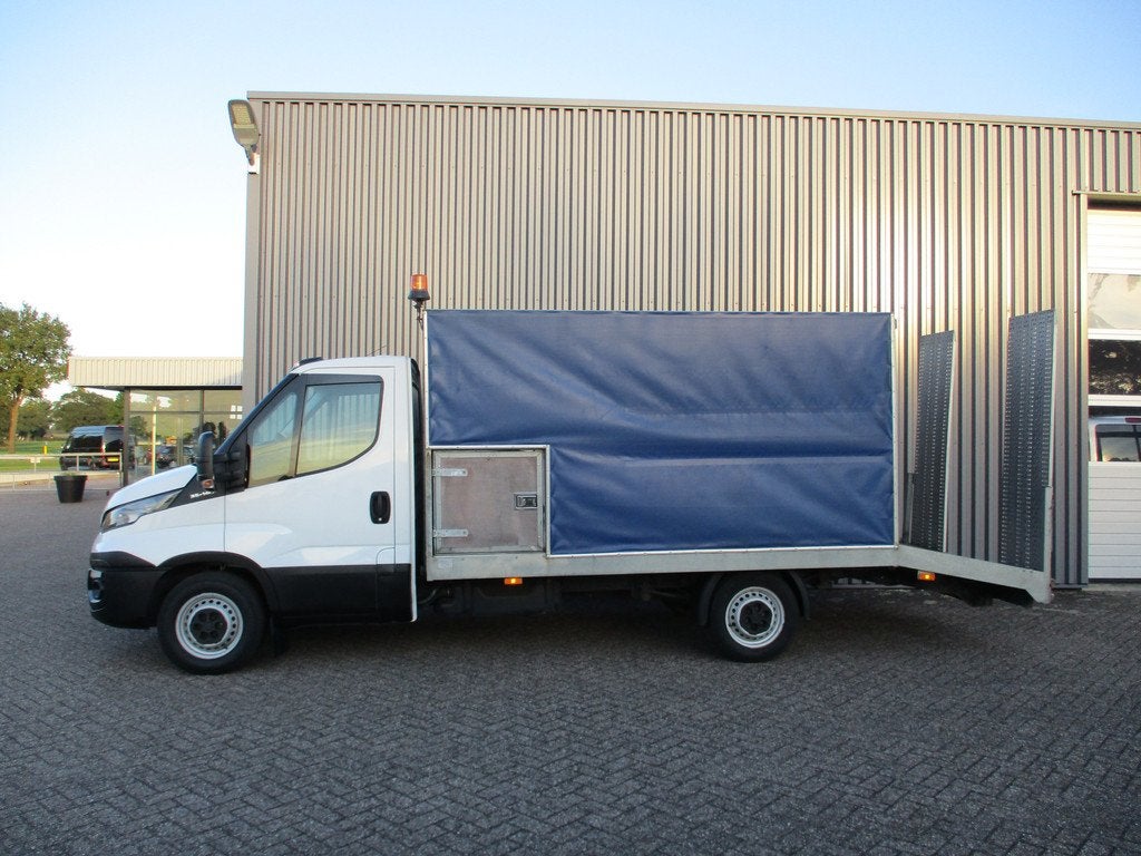 Iveco Daily 35S14 Oprijwagen Laadbak Airco, Automatische klimaatregeling, Gebruikt, Iveco, Wit