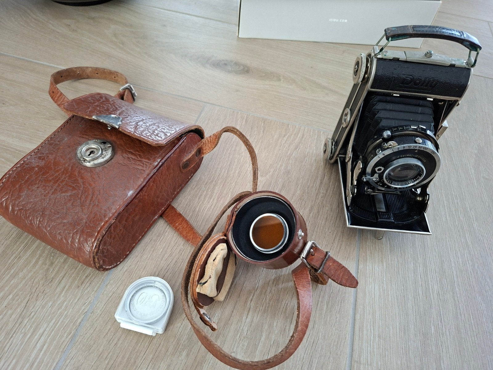 Dolly 6x6 opvouwbare camera met tas en accessoires, Ophalen of Verzenden, Gebruikt, Compact, Overige Merken