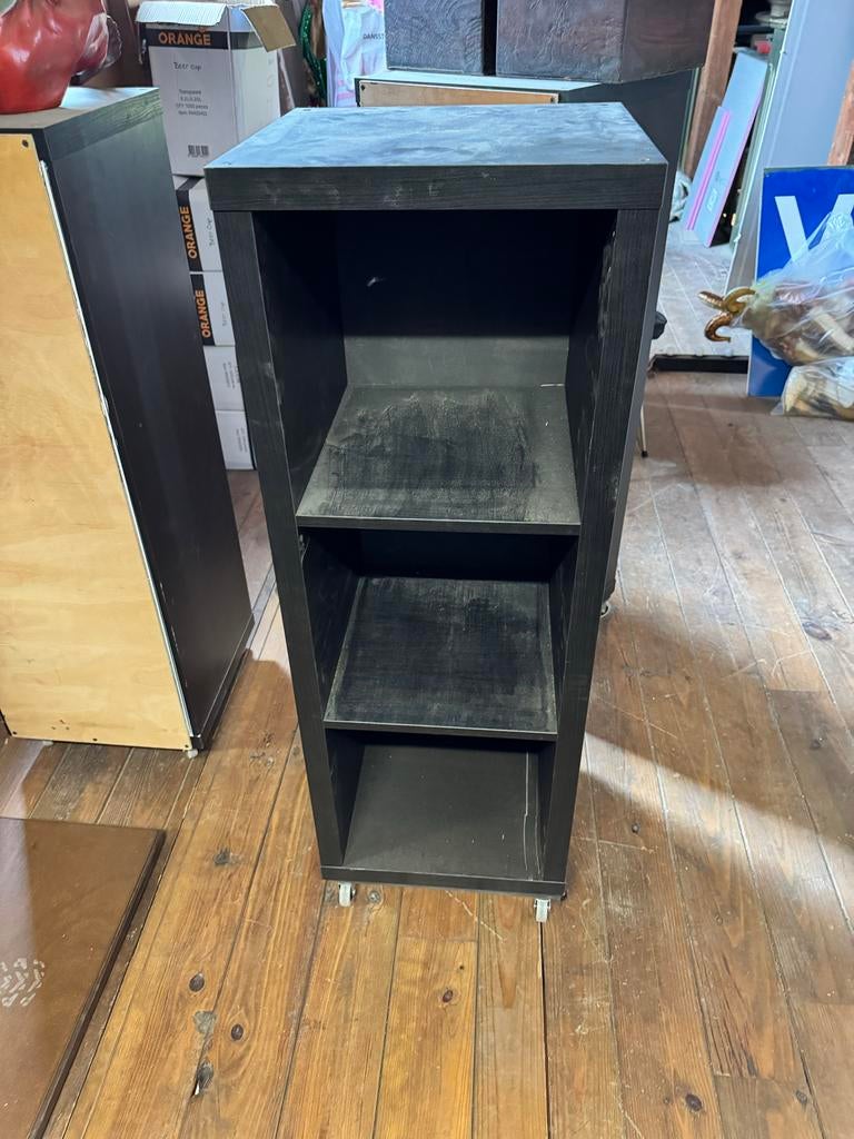 Kallax kast op wieltjes, 3 hoog, 1 breed, 41x112 cm, Ophalen of Verzenden, Gebruikt