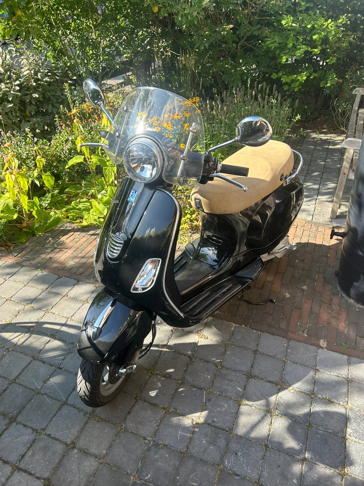 Vespa lx 2013 2t brom kenteken, Ophalen of Verzenden, Zo goed als nieuw