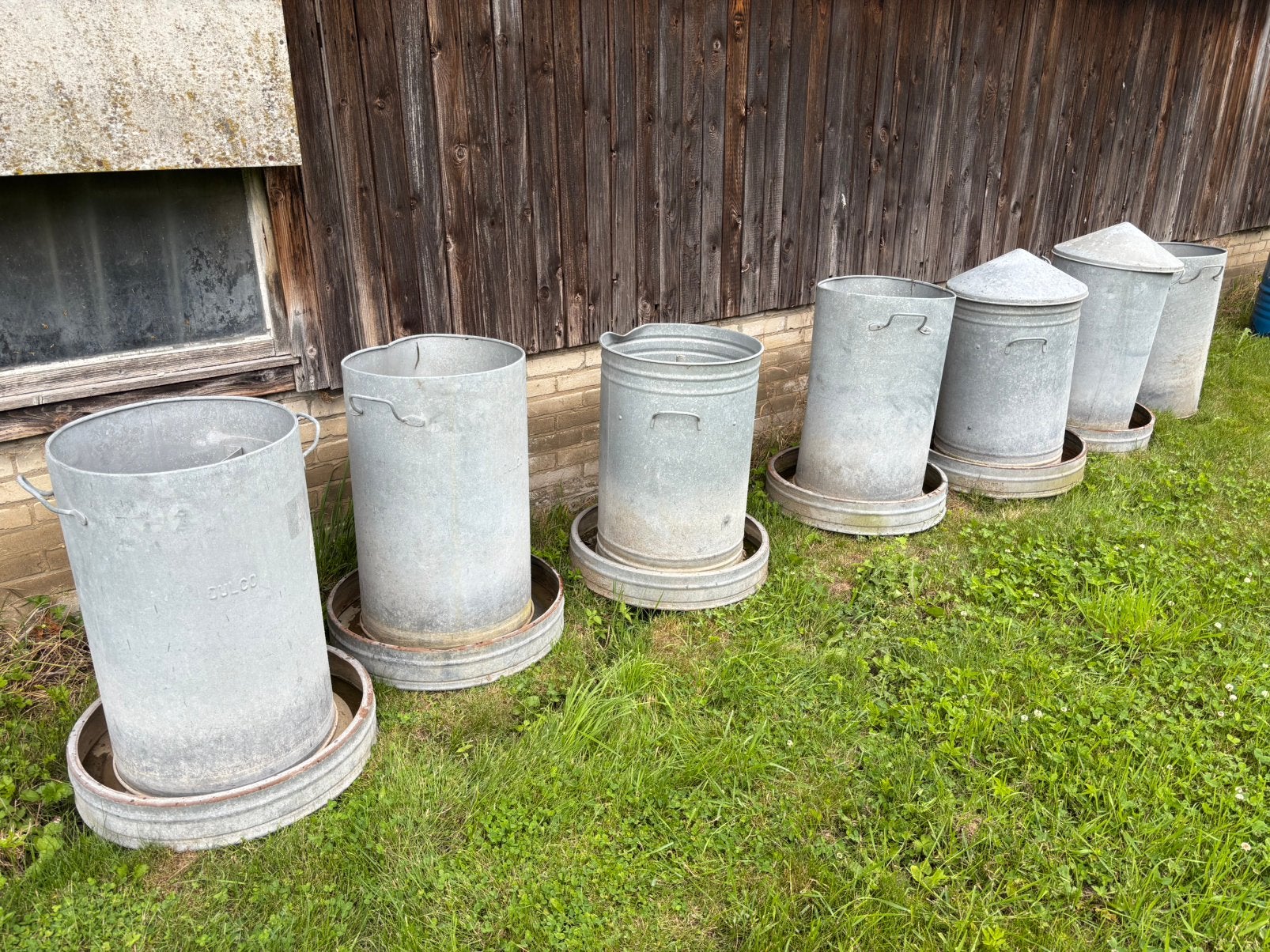 Voer tonnen te koop, Dieren en Toebehoren, Pluimvee | Toebehoren, Ophalen, Gebruikt, Drinken en Voederen