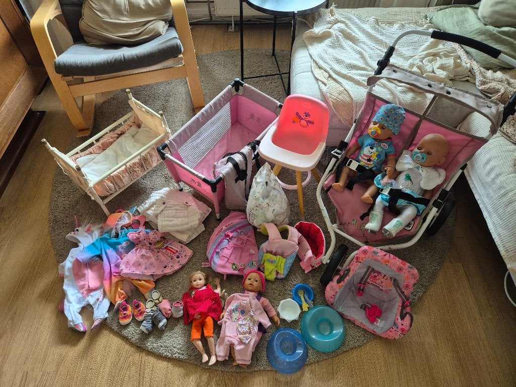 Poppenspullen, Ophalen, Zo goed als nieuw, Babypop