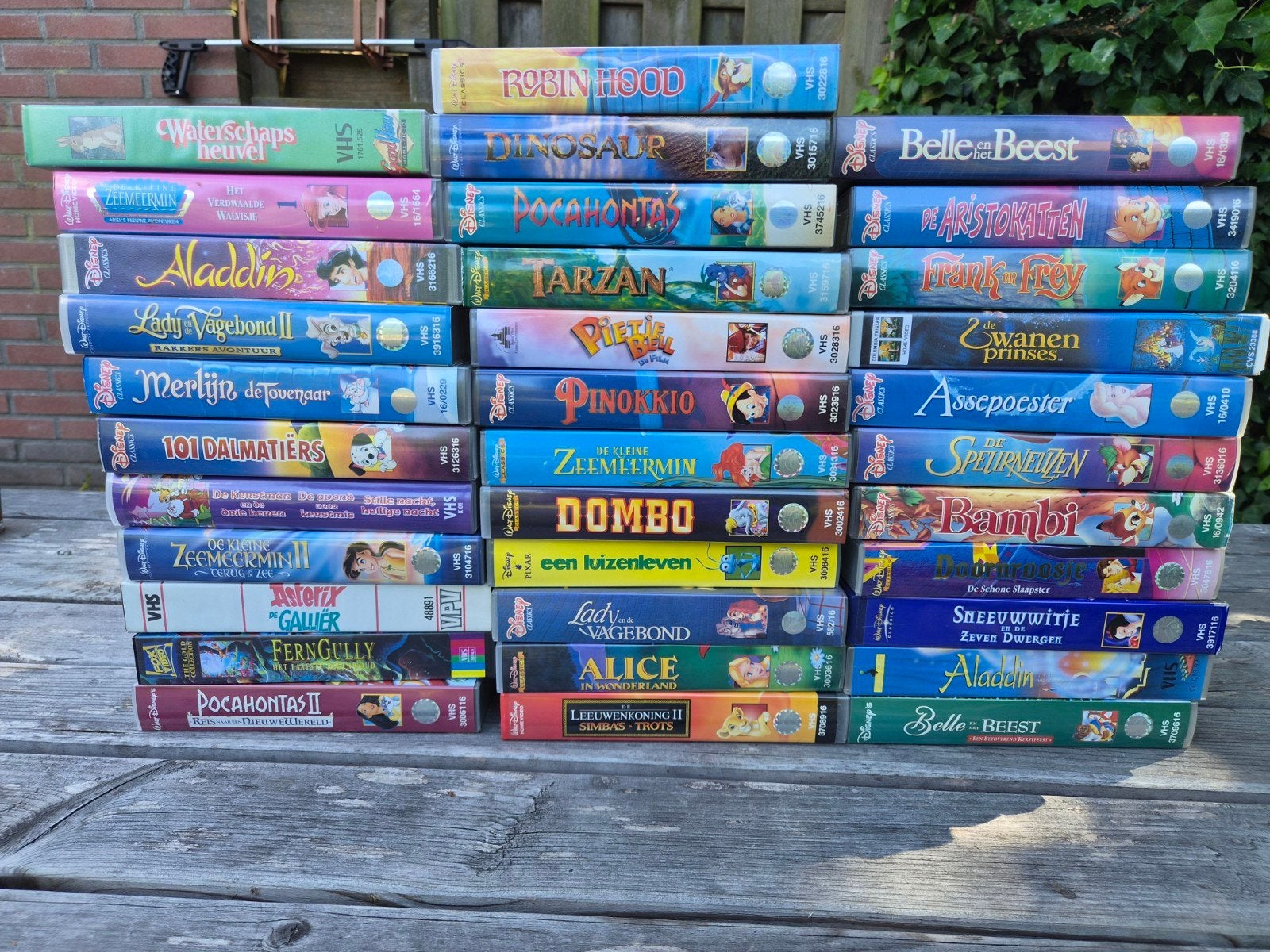 Disney Classics VHS videobanden, Alle leeftijden, Ophalen of Verzenden, Zo goed als nieuw, Animatie