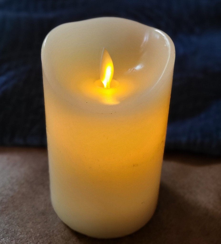 LED wax kaars  225mm, Overige merken, Ophalen of Verzenden, 22 cm, Crème