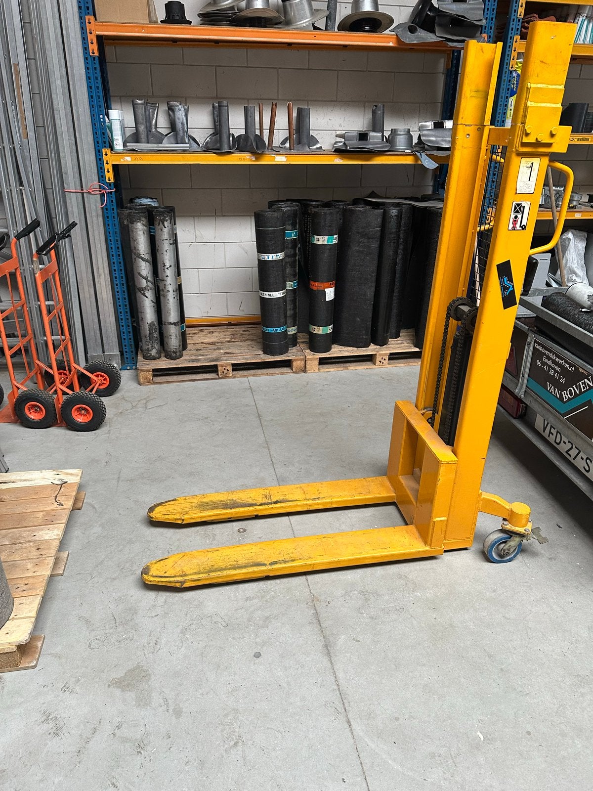Handmatige Stapelaar - Geel, Compact en Efficiënt, Zakelijke goederen, Tot 1000 kg, Ophalen, Handmatig, Stapelaar