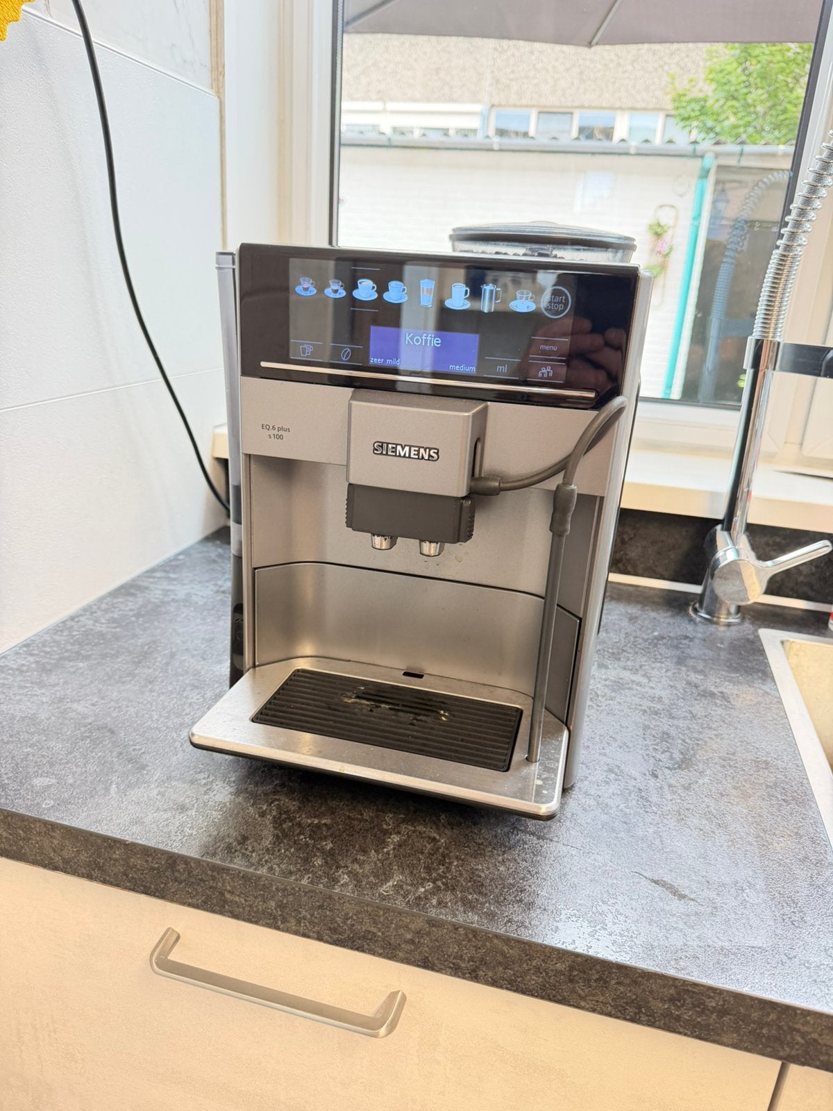 Siemens EQ koffiezetapparaat - goede staat, Ophalen, Afneembaar waterreservoir, Gebruikt, Koffiemachine