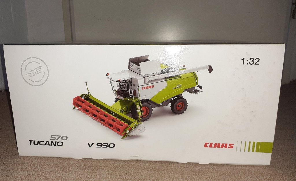 Claas tucano 570 met v930 combine - Wiking, Ophalen of Verzenden, Nieuw, Tractor of Landbouw, Overige merken