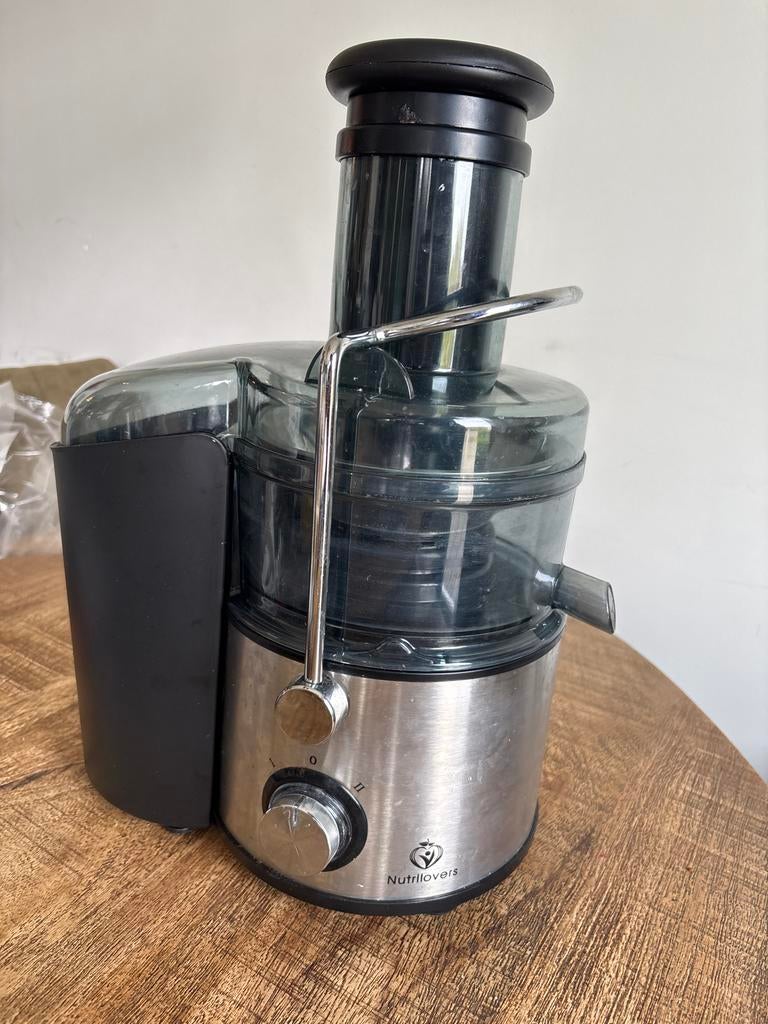 Nutrilover slowjuicer, Witgoed en Apparatuur, Juicers, Zo goed als nieuw, Slowjuicer, Ophalen