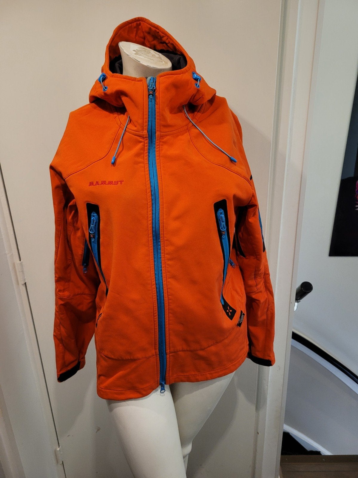 mooie oranje Mammut damesjas maat S, Oranje, Ophalen of Verzenden, Zo goed als nieuw, Maat 36 (S)