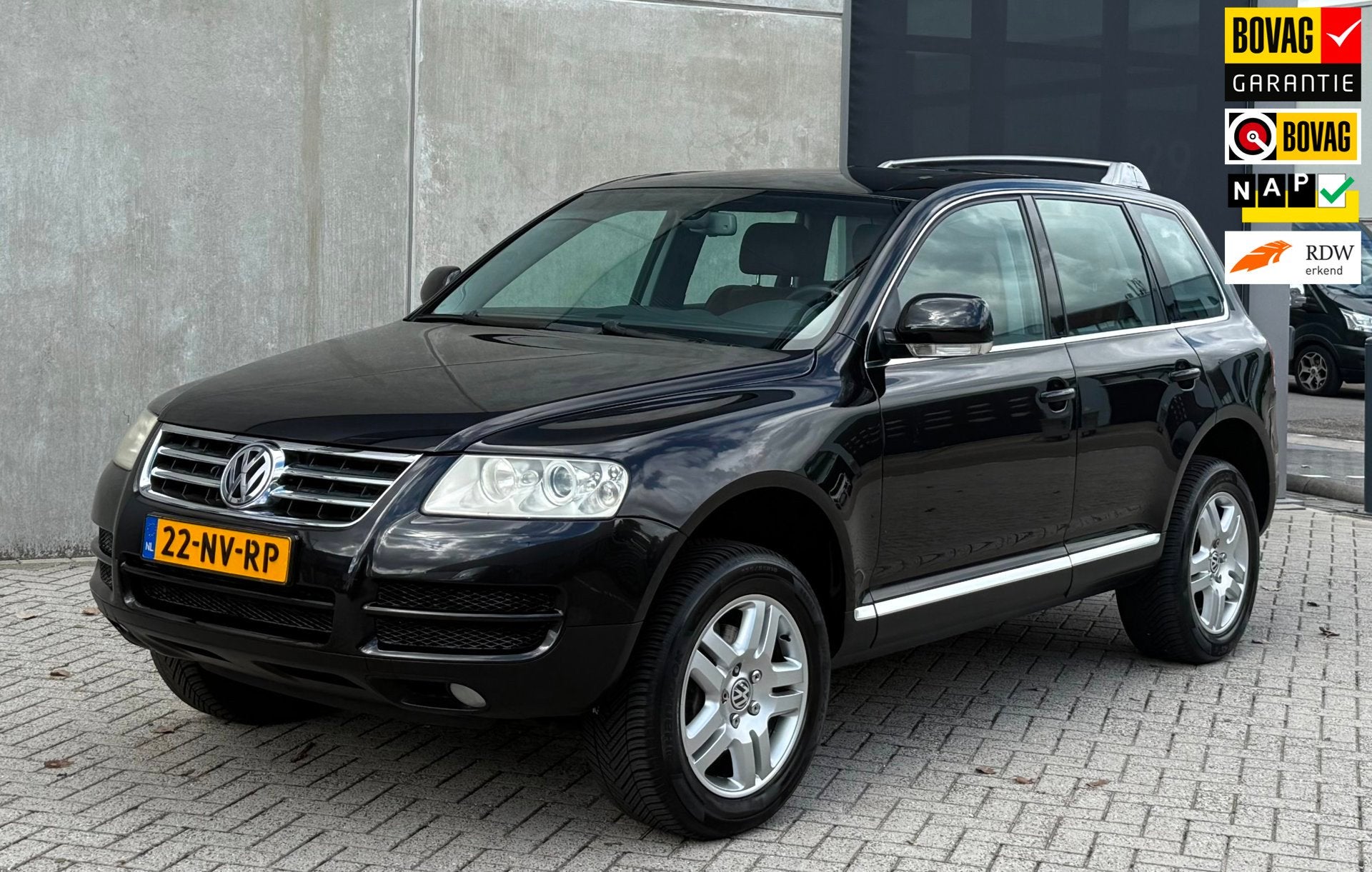 Volkswagen Touareg 3.2 V6 2004 Zwart 4M|NAP|APK|YOUNGTIMER, Auto's, Automaat, Gebruikt, 3189 cc, Zwart