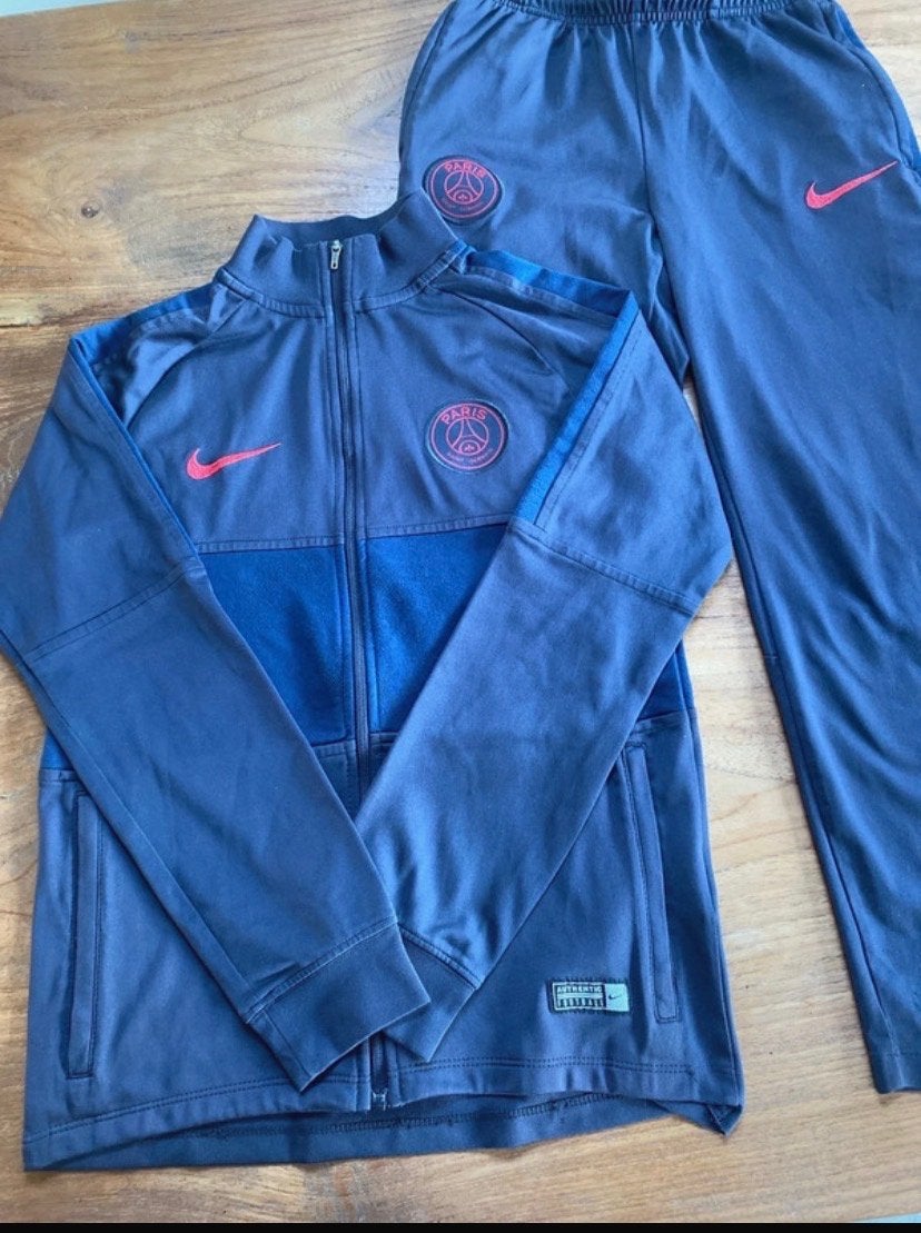 Nike Paris Saint-Germain Trainingspak Maat (137-147 cm), Kleding | Heren, Zwart, Overige maten, Ophalen of Verzenden, Zo goed als nieuw