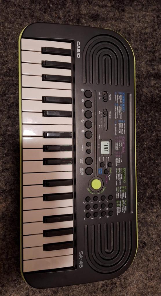 Casio SA-46 keyboard, Muziek en Instrumenten, Keyboards, Ophalen, Zo goed als nieuw, Overige aantallen, Casio