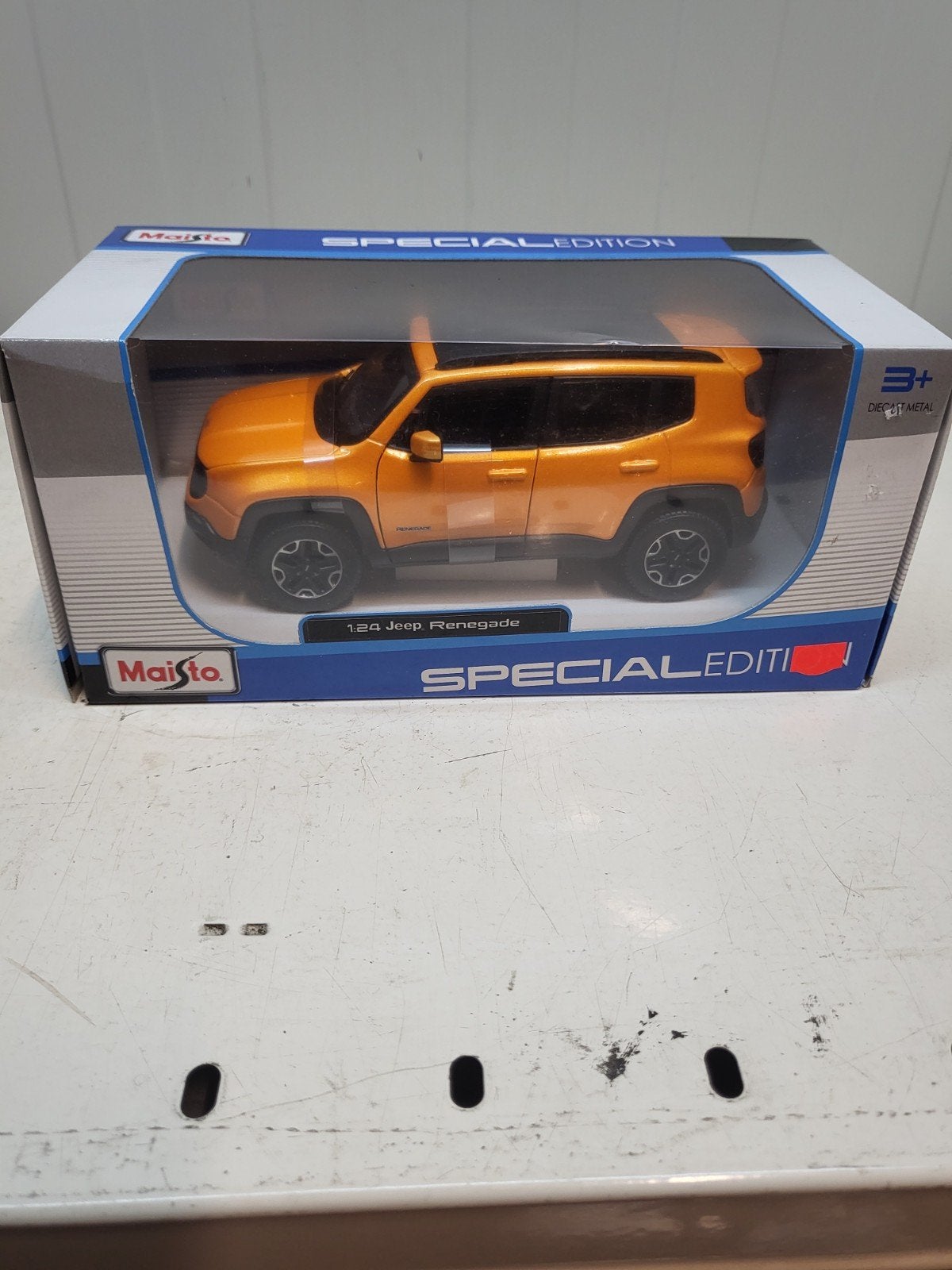 Maisto Special Edition 1:24 Jeep Renegade Modelauto, Ophalen of Verzenden