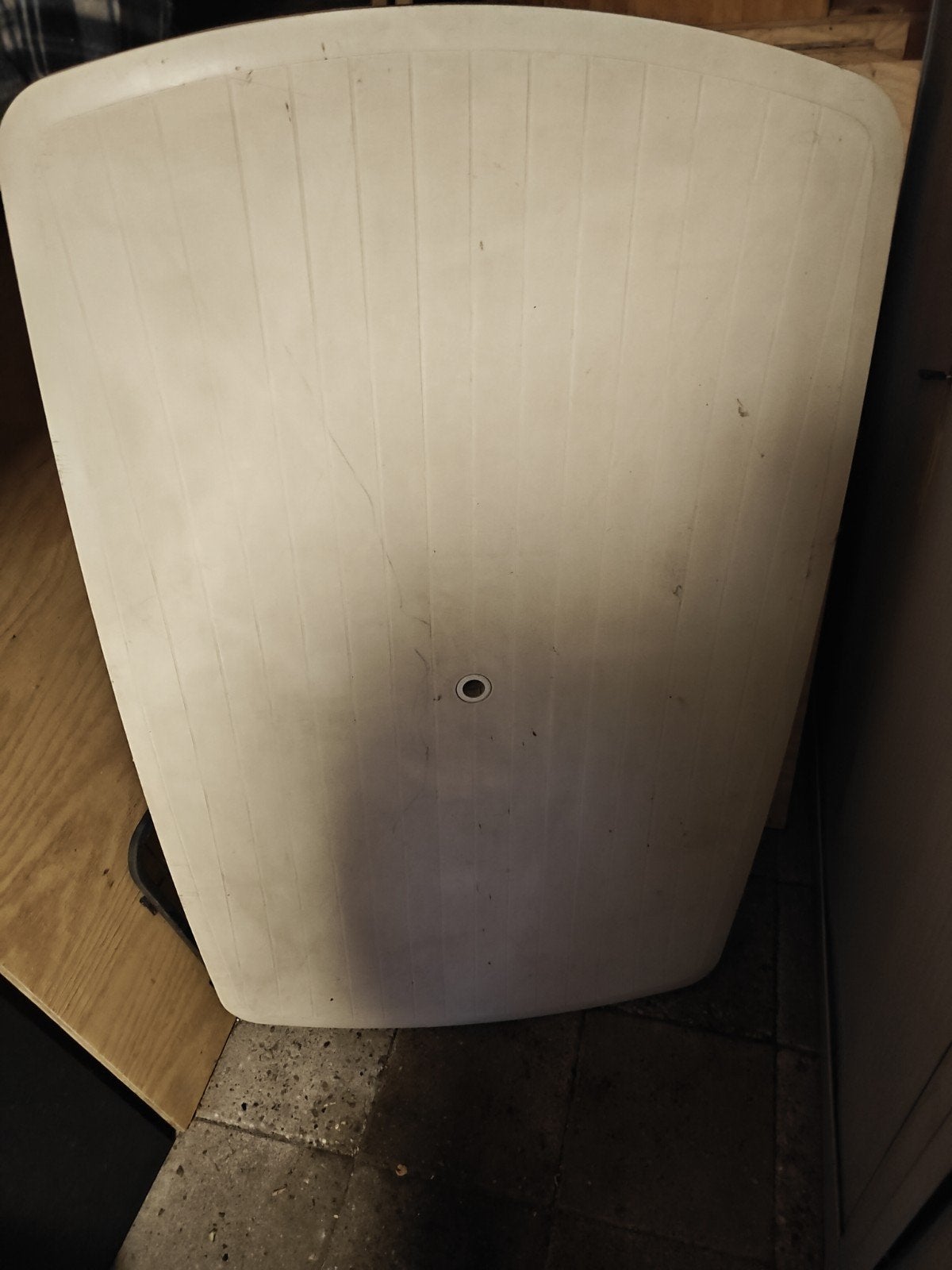 Witte kunststof tafel  gebruikt, Kunststof, Gebruikt, Wit, Ophalen of Verzenden