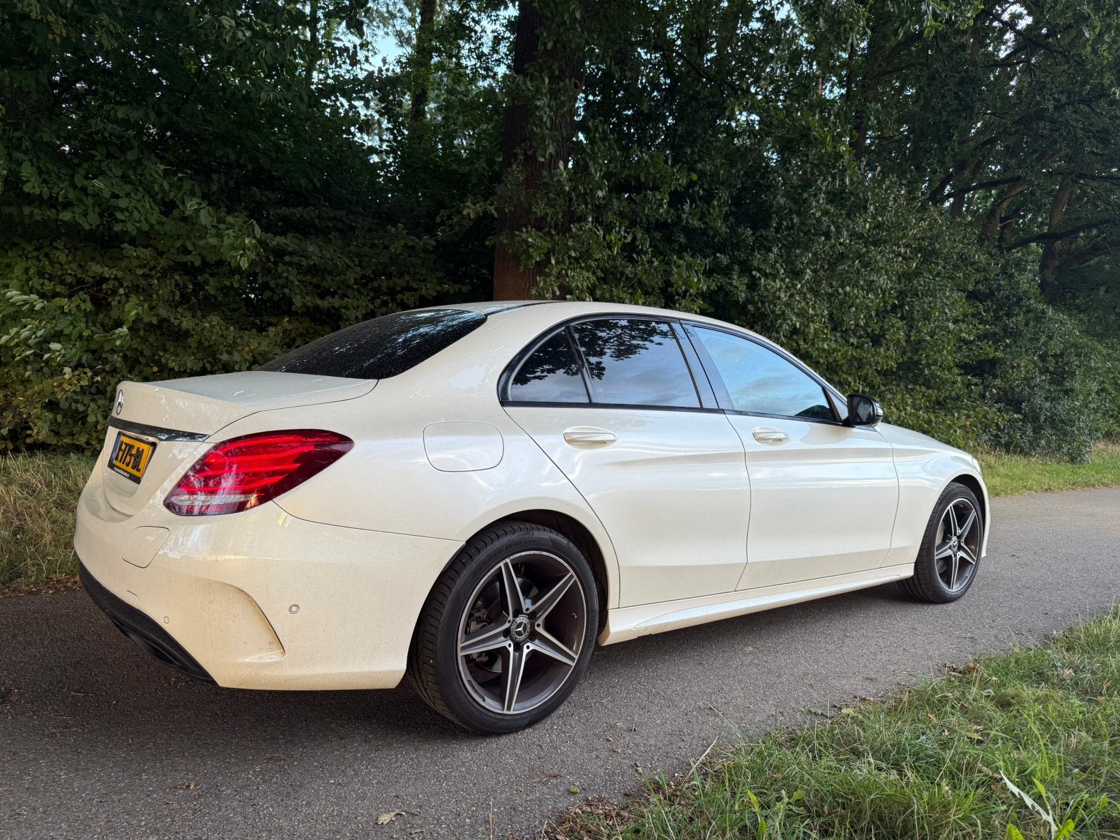 Mercedes C350 2018/AMG-pakket/Head-up/360 camera!, Auto's, Automaat, Achterwielaandrijving, 4 cilinders, Bi-Xenon koplampen