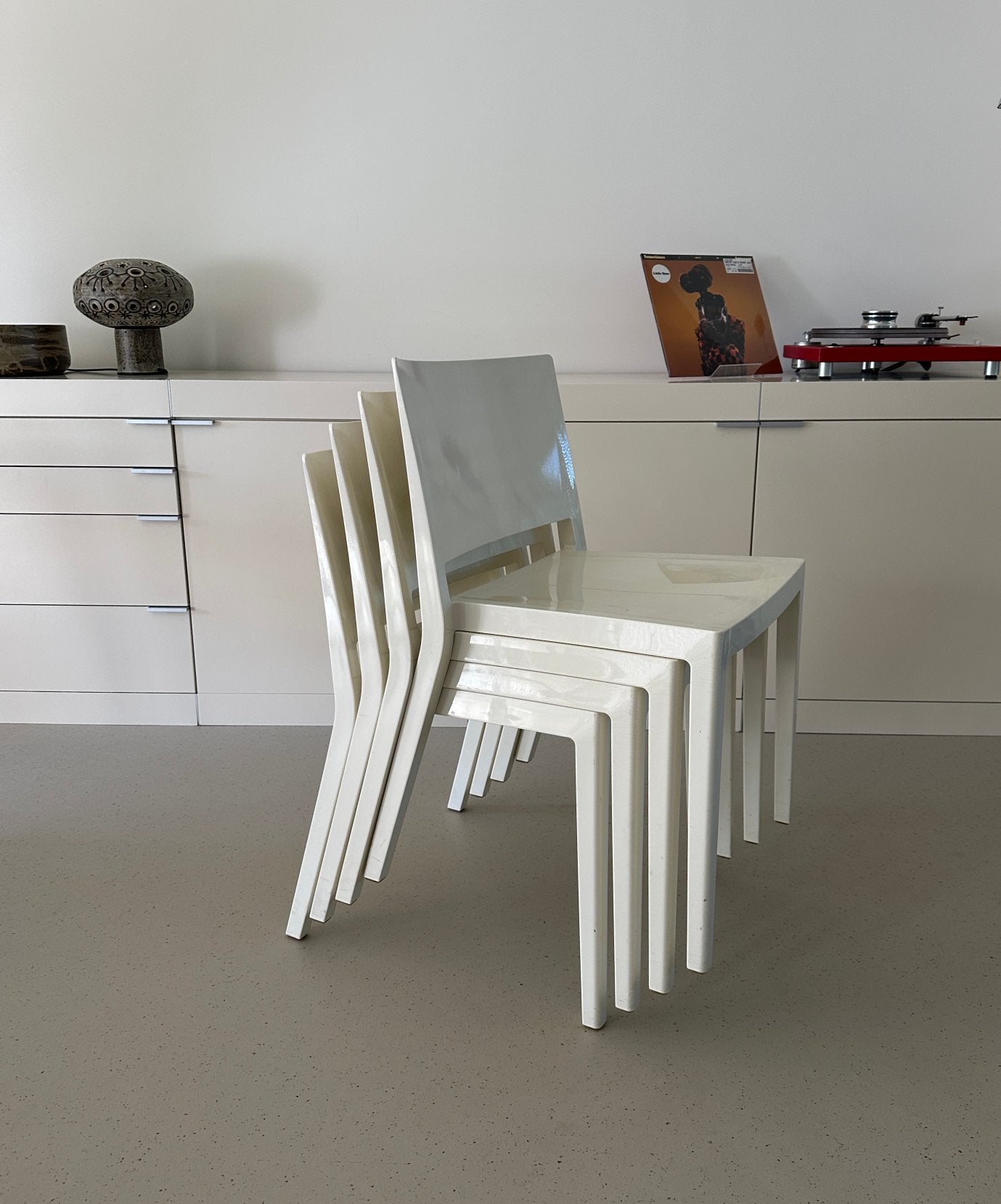 Kartell Lizz Gloss 4 x stoelen by Piero Lissoni, Ophalen, Kunststof, Gebruikt, Wit