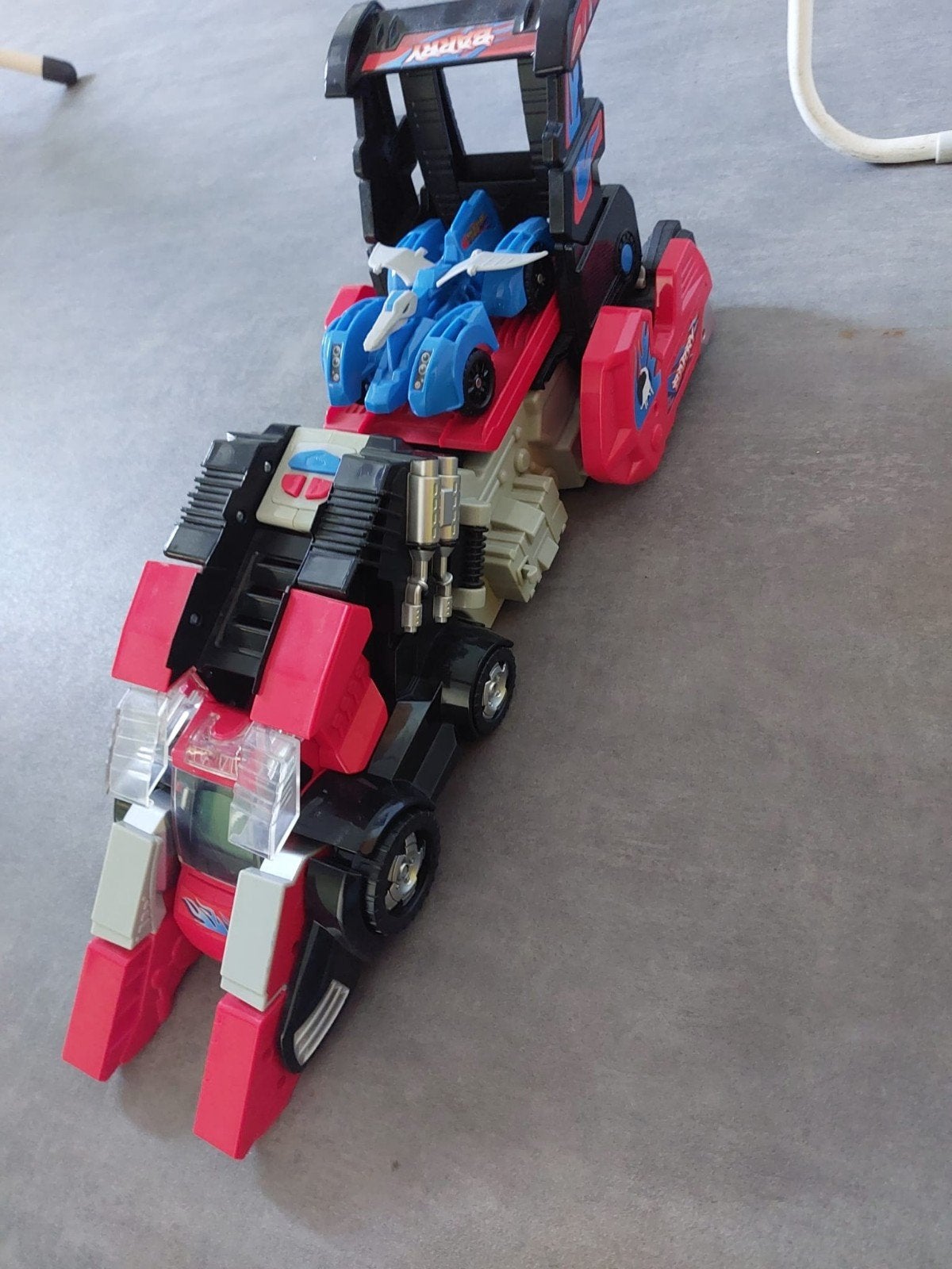 grote transformer racewagen en dino speelgoedset, Ophalen, Gebruikt