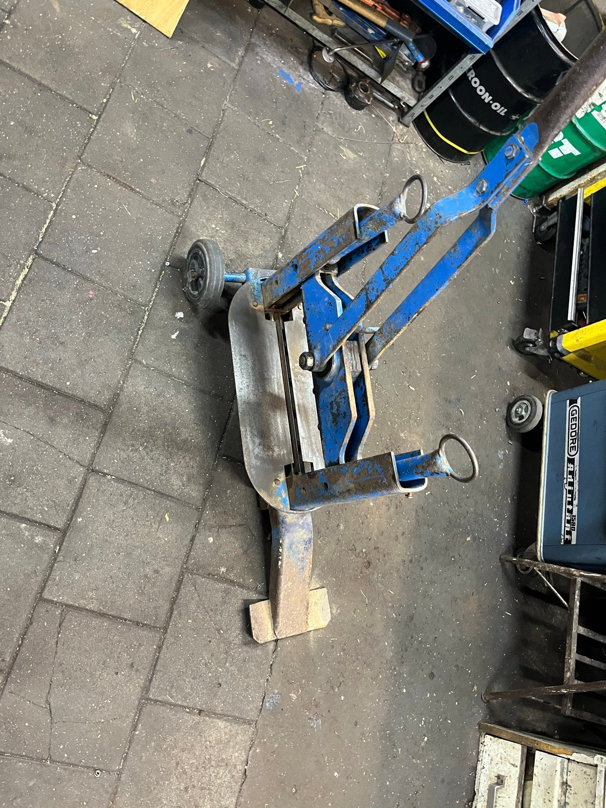 Steenknipper te huur - Ideaal voor bestrating, Ophalen of Verzenden, Gebruikt, Overige typen